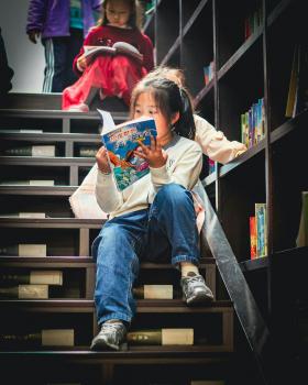 Children reading